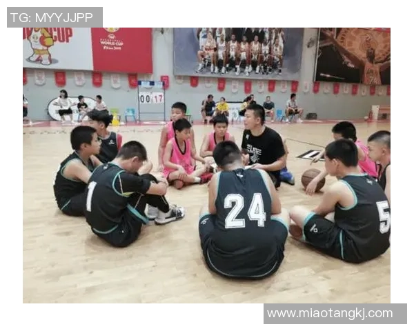 武汉篮球队防反战术解析及其在比赛中的应用与影响