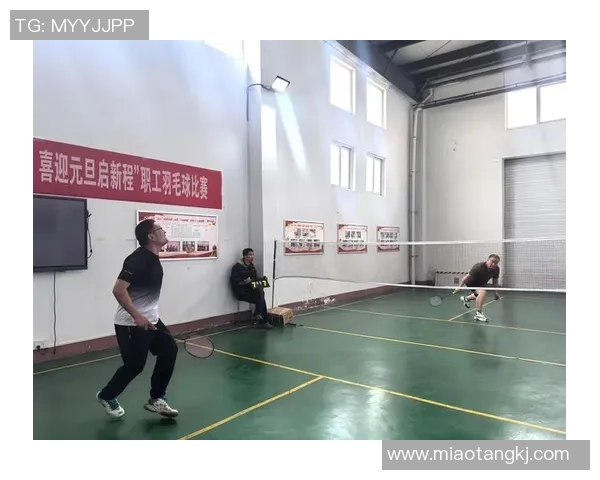 重庆羽毛球队展现卓越团队协作精神助力联赛表现提升